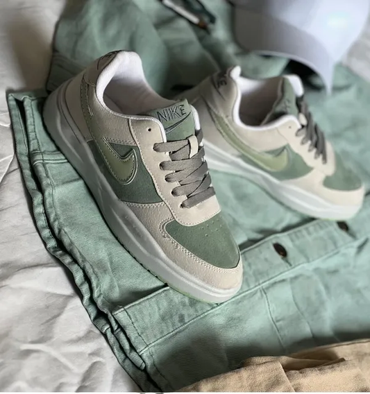 Nike AirForce 1 ( With Box )